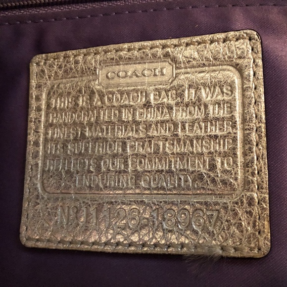 Coach Signature Purse, Khakl with Gold Trim - Picture 6 of 8